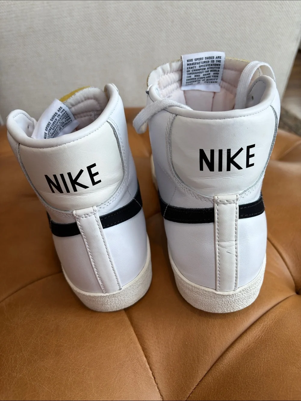 Nike Blazer Mid 77 High Top Shoe